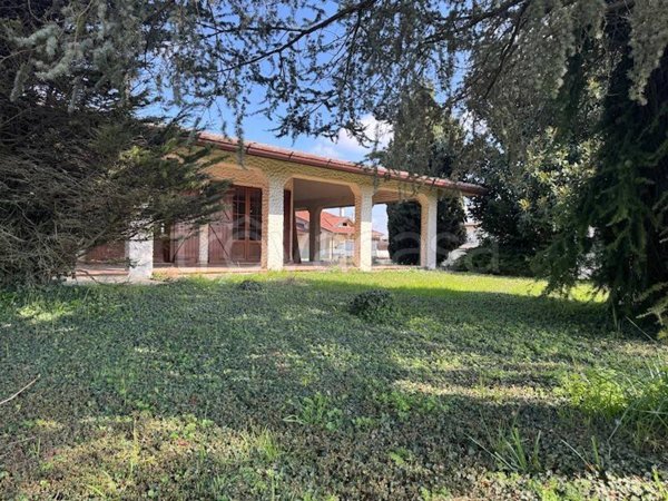 casa indipendente in vendita a Fossò