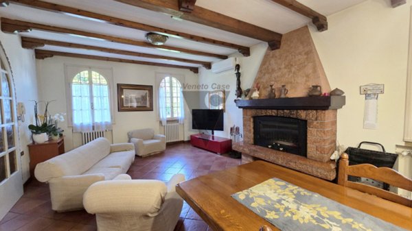 casa indipendente in vendita a Fossò in zona Sandon