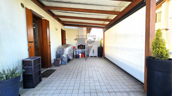 appartamento in vendita a Fossò in zona Sandon