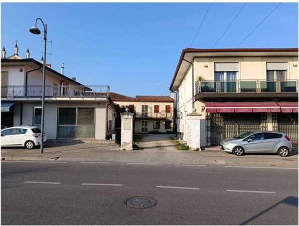 casa indipendente in vendita a Fossò