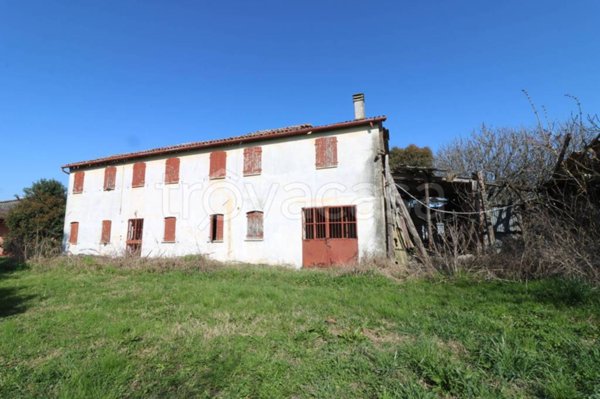 casa indipendente in vendita a Fossò