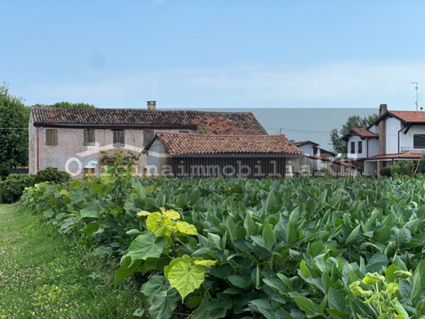 casale in vendita a Fossò