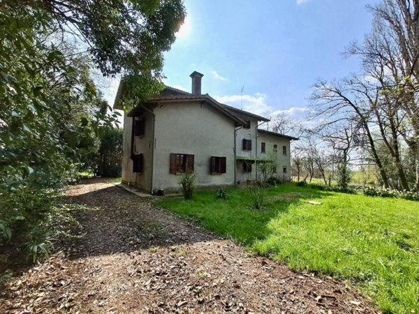 casa indipendente in vendita a Gruaro