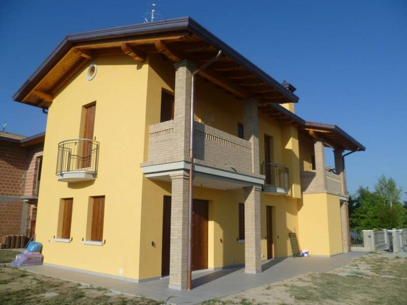 casa indipendente in vendita a Gruaro in zona Giai