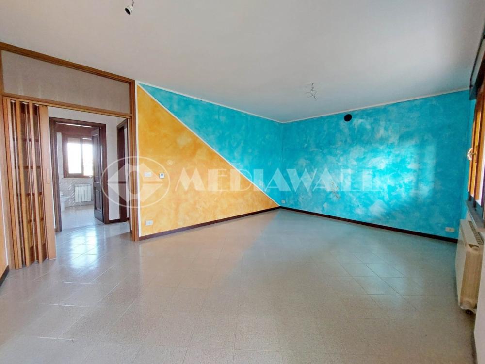 casa indipendente in vendita a Gruaro in zona Giai