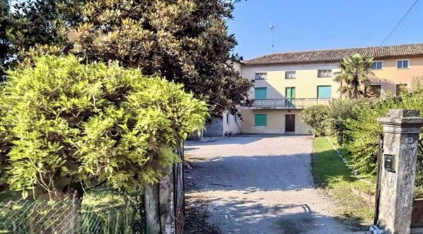 casa indipendente in vendita a Gruaro