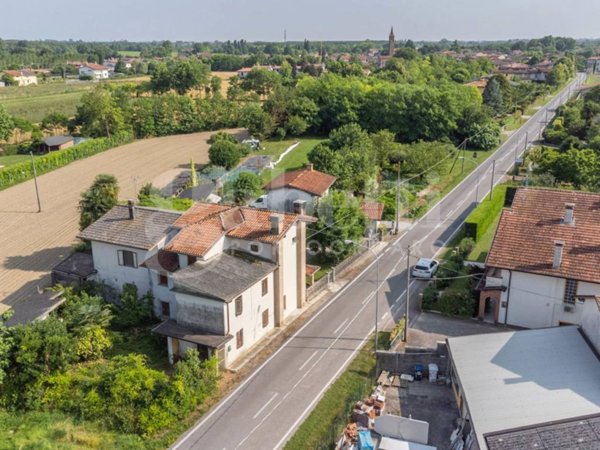 casa indipendente in vendita a Gruaro