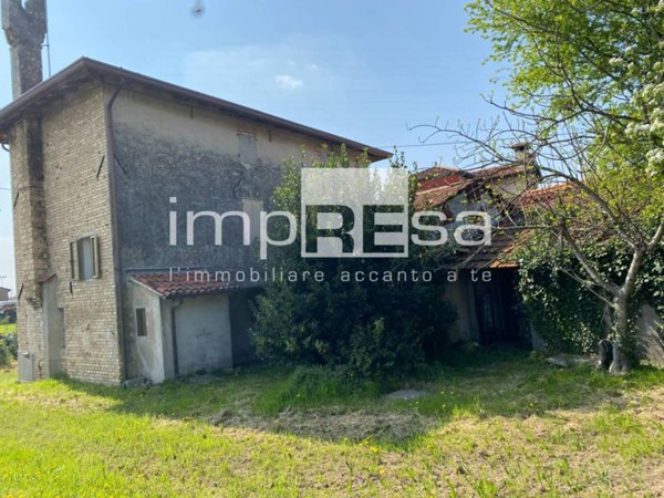 casa indipendente in vendita a Gruaro