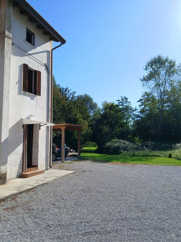 casa indipendente in vendita a Gruaro in zona Giai