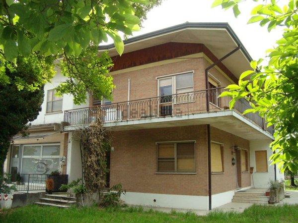 casa indipendente in vendita a Gruaro