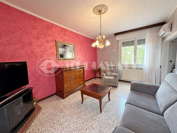casa indipendente in vendita a Gruaro in zona Giai