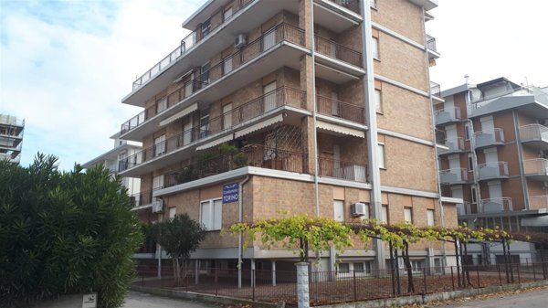 appartamento in vendita a Jesolo in zona Lido