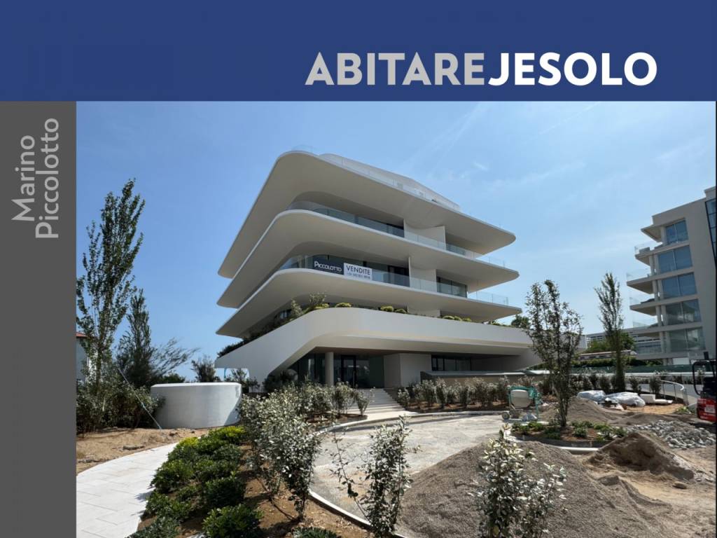 appartamento in vendita a Jesolo in zona Lido