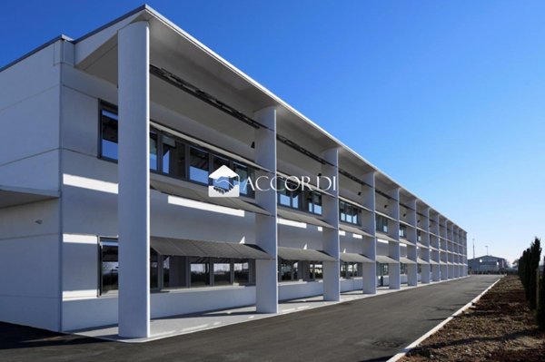 ufficio in vendita a Jesolo in zona Lido