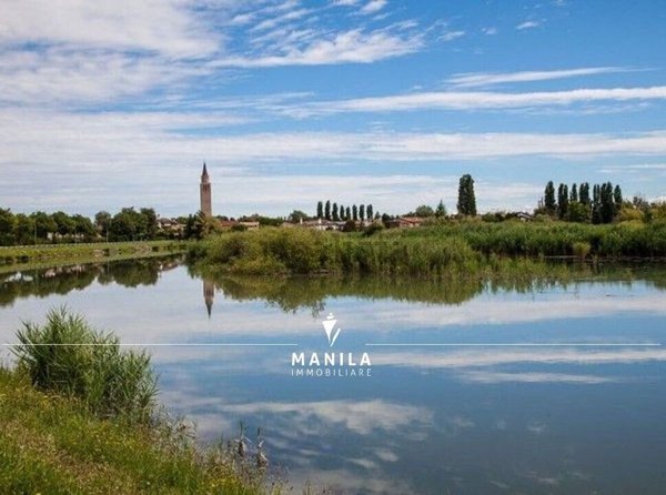 pentavano in vendita a Jesolo