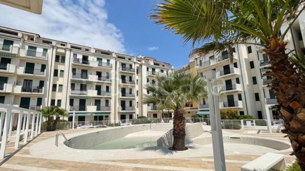appartamento in vendita a Jesolo in zona Lido