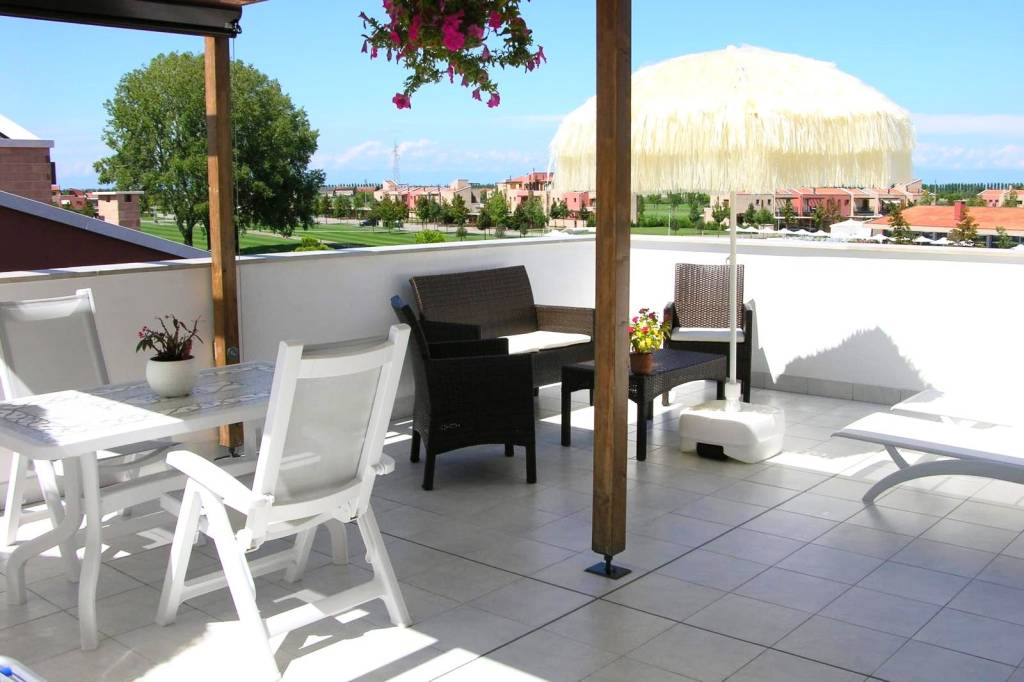 appartamento in vendita a Jesolo in zona Lido