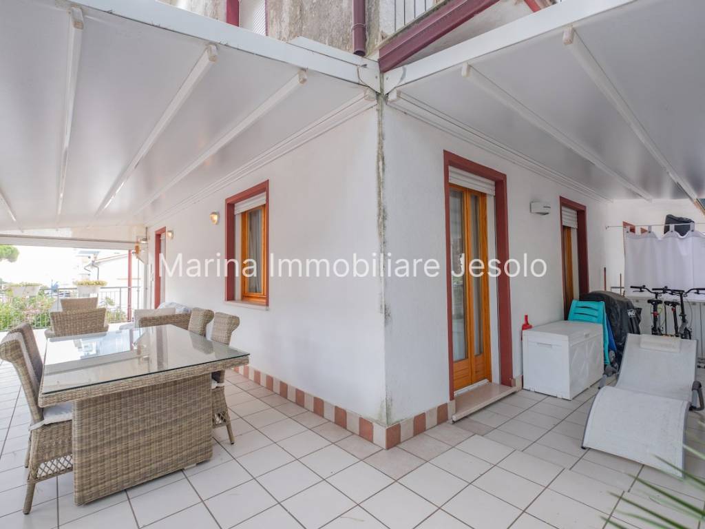 appartamento in vendita a Jesolo in zona Lido