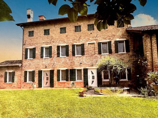casa indipendente in vendita a Jesolo in zona Lido