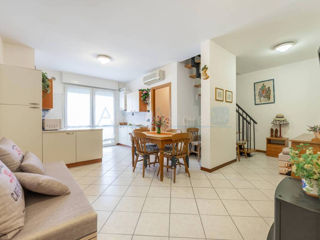 appartamento in vendita a Jesolo in zona Lido