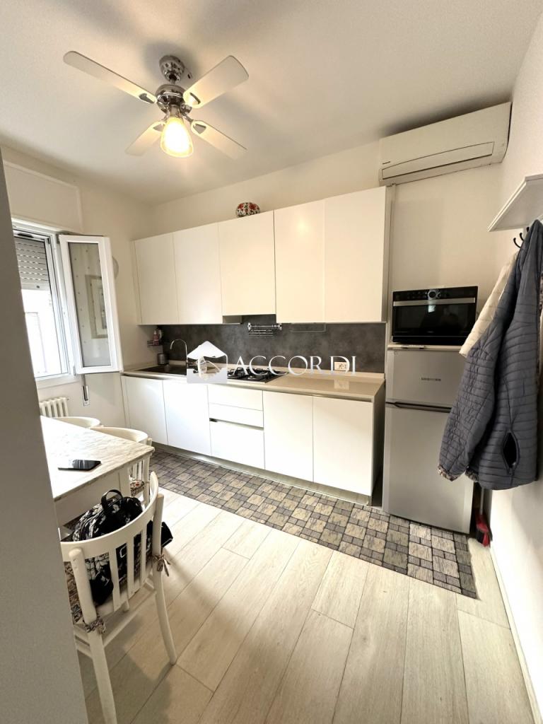appartamento in vendita a Jesolo in zona Lido