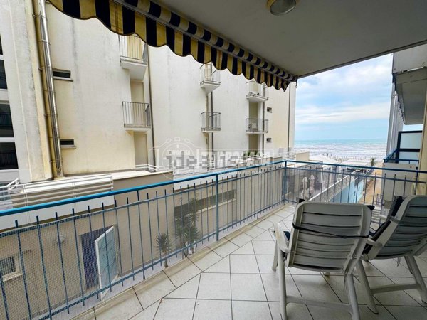 appartamento in vendita a Jesolo in zona Lido