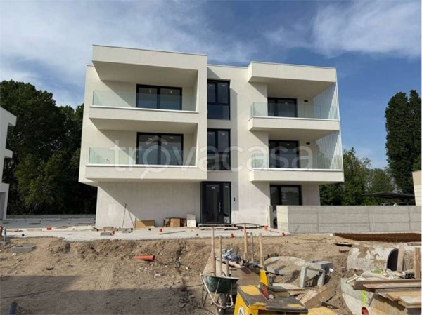 appartamento in vendita a Jesolo in zona Lido