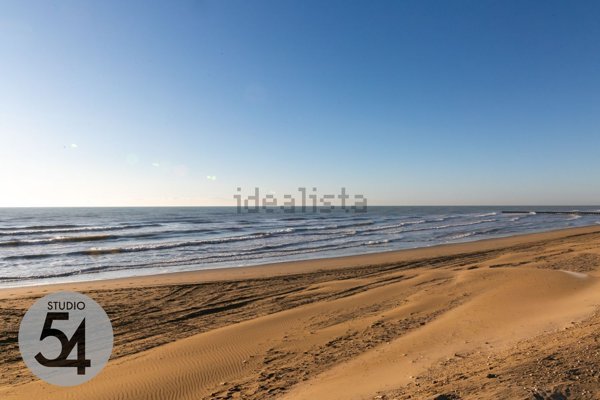 appartamento in vendita a Jesolo in zona Lido
