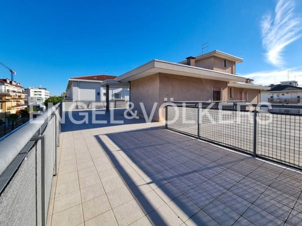 appartamento in vendita a Jesolo in zona Lido