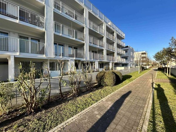 appartamento in vendita a Jesolo in zona Lido