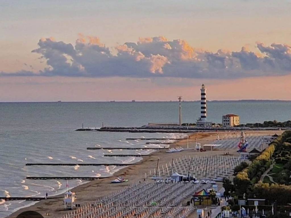 appartamento in vendita a Jesolo in zona Lido