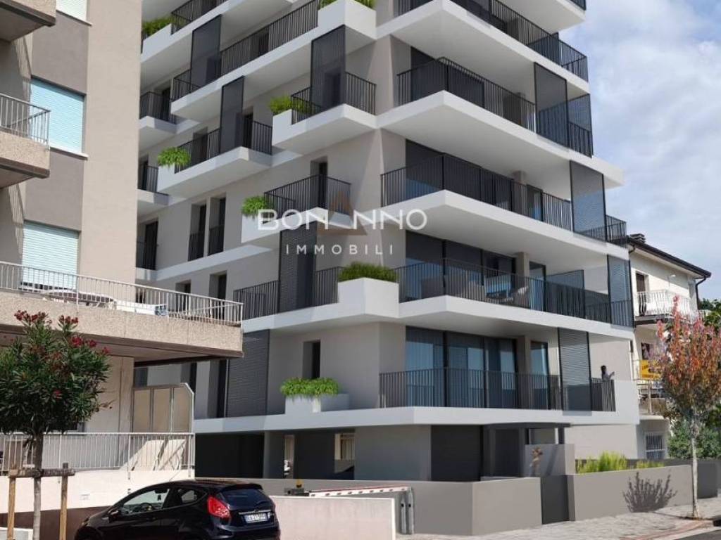 appartamento in vendita a Jesolo in zona Lido