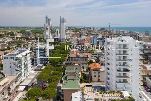 locale commerciale in vendita a Jesolo in zona Lido