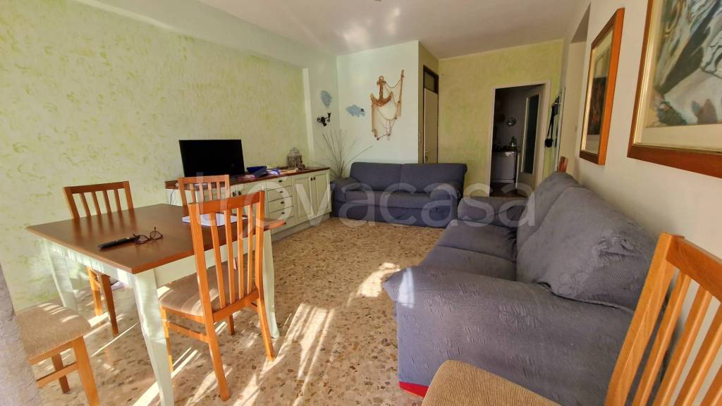 appartamento in vendita a Jesolo in zona Lido