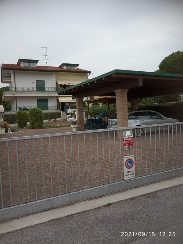 casa indipendente in vendita a Jesolo