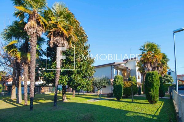 casa indipendente in vendita a Jesolo