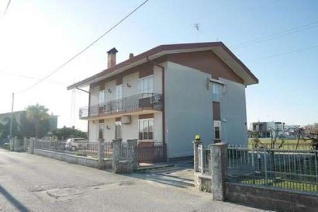 casa indipendente in vendita a Jesolo