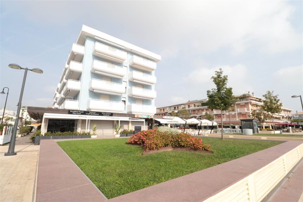 appartamento in vendita a Jesolo in zona Lido