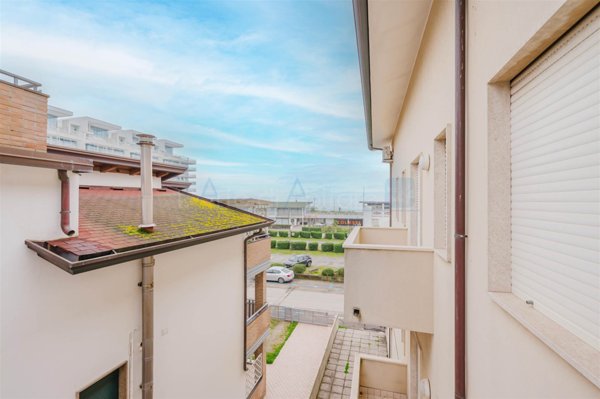 appartamento in vendita a Jesolo in zona Lido
