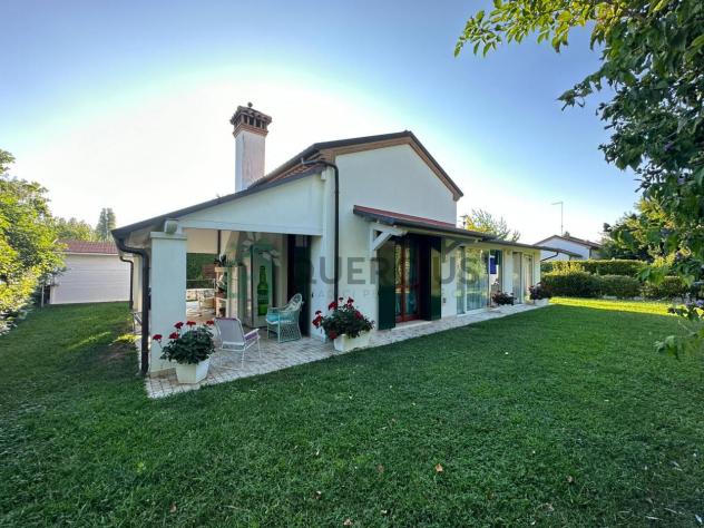casa indipendente in vendita a Jesolo