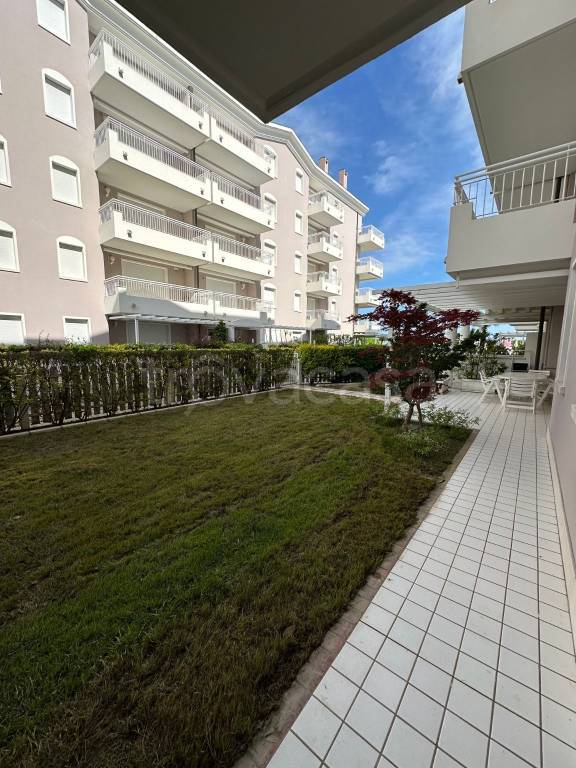 appartamento in vendita a Jesolo in zona Lido