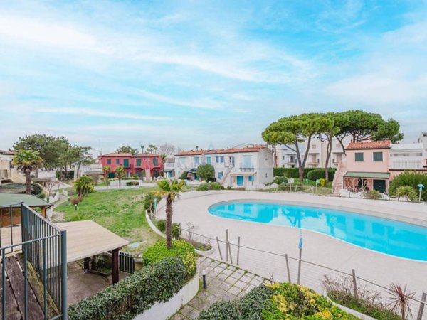 appartamento in vendita a Jesolo in zona Lido