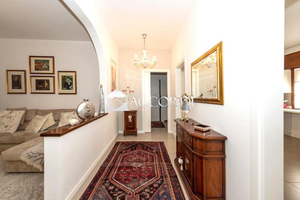 casa indipendente in vendita a Jesolo