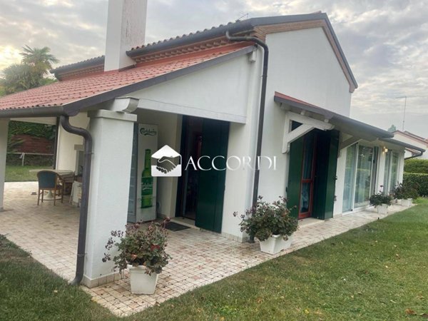 casa indipendente in vendita a Jesolo in zona Lido