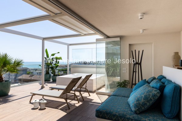 appartamento in vendita a Jesolo in zona Lido