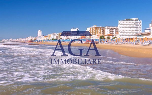 appartamento in vendita a Jesolo in zona Lido