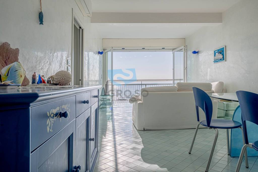 appartamento in vendita a Jesolo in zona Lido