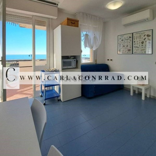 appartamento in vendita a Jesolo in zona Lido