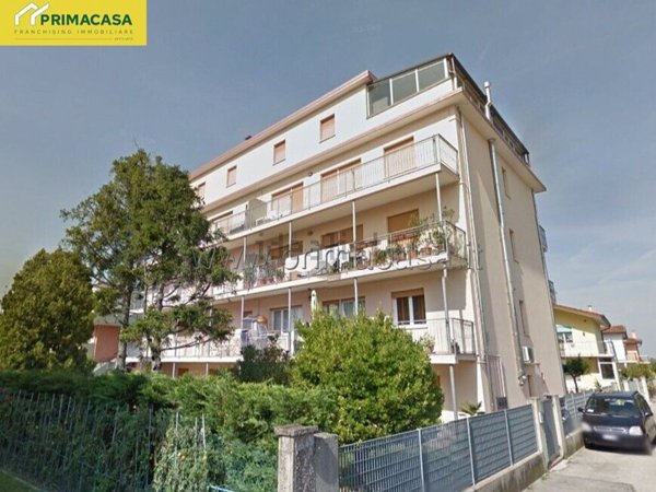 appartamento in vendita a Jesolo in zona Lido
