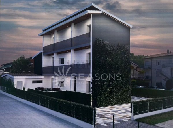 appartamento in vendita a Jesolo in zona Lido
